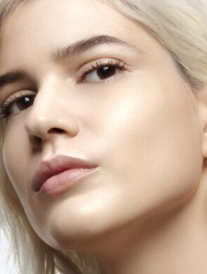 GET YOUR PERFECT GLOW WITH TOUCHE ECLAT GLOWPACT by YSL Beauty