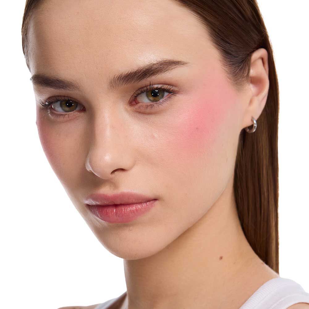 Make Me Blush Bold Blurring Blush