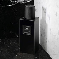24 Rue De L'Universite - Le Vestiaire des Parfums
