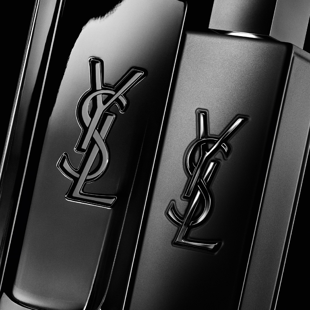 Close-up comparison of the MYSLF Le Parfum matte black bottle next to the glossy MYSLF Eau de Parfum bottle.