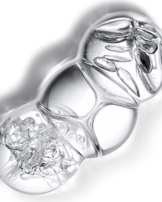 YSL Beauty Pure Shots Youth Reload complex, depicted as three interconnected, clear spheres.