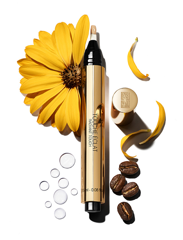 Touche Éclat Le Stylo: Radiant complexion pen with skincare